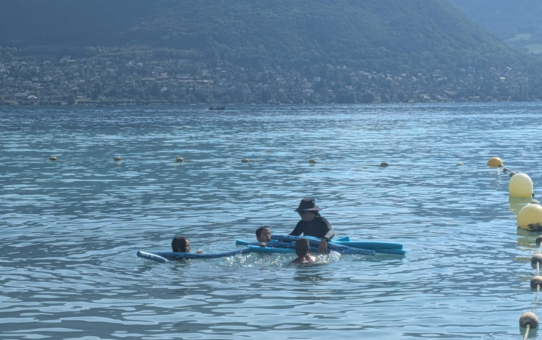 Cours de natation au lac !
